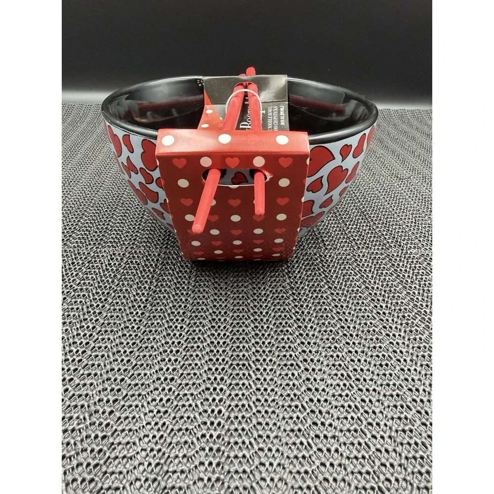 Betty Boop Hearts Ceramic Noodle Bowl Bamboo Chopsticks 20 oz New